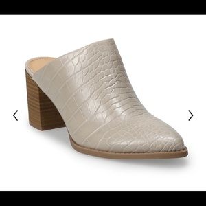 Lauren Conrad Croc Mules size 7